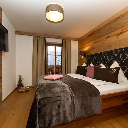 Lehenhof Apartman *